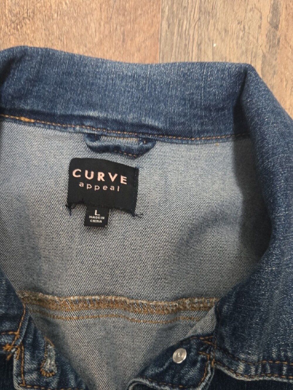 Curvy Denim Jean Jacket - Medium Blue - Picture 2 of 4